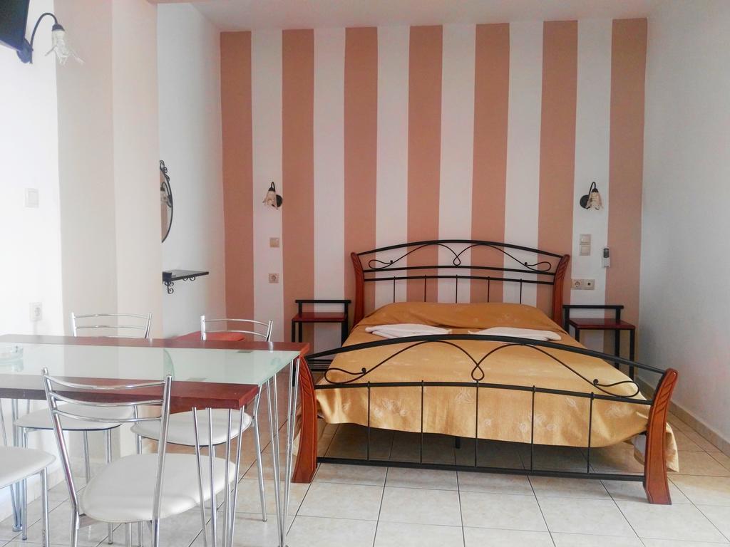 Baladinos Apartments Gerani  Екстериор снимка